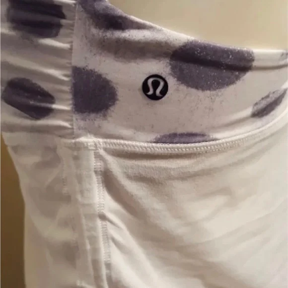 Lululemon Tank Top 10 - Picture 5 of 9